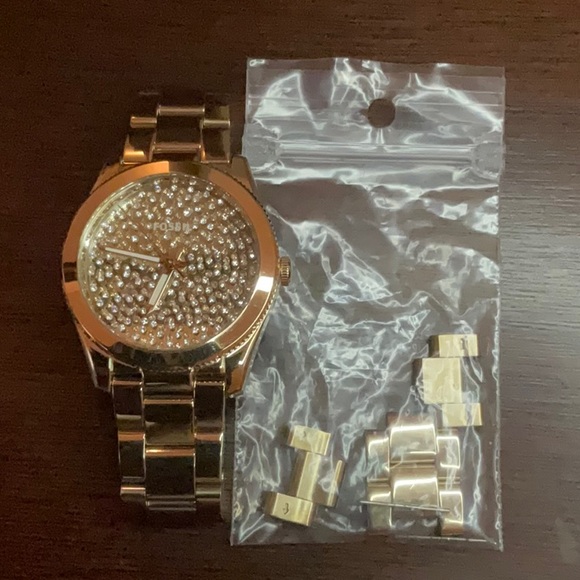 Unisex Gold Fossil Watch with Silver and Gold Bling Watch Face - Picture 9 of 9